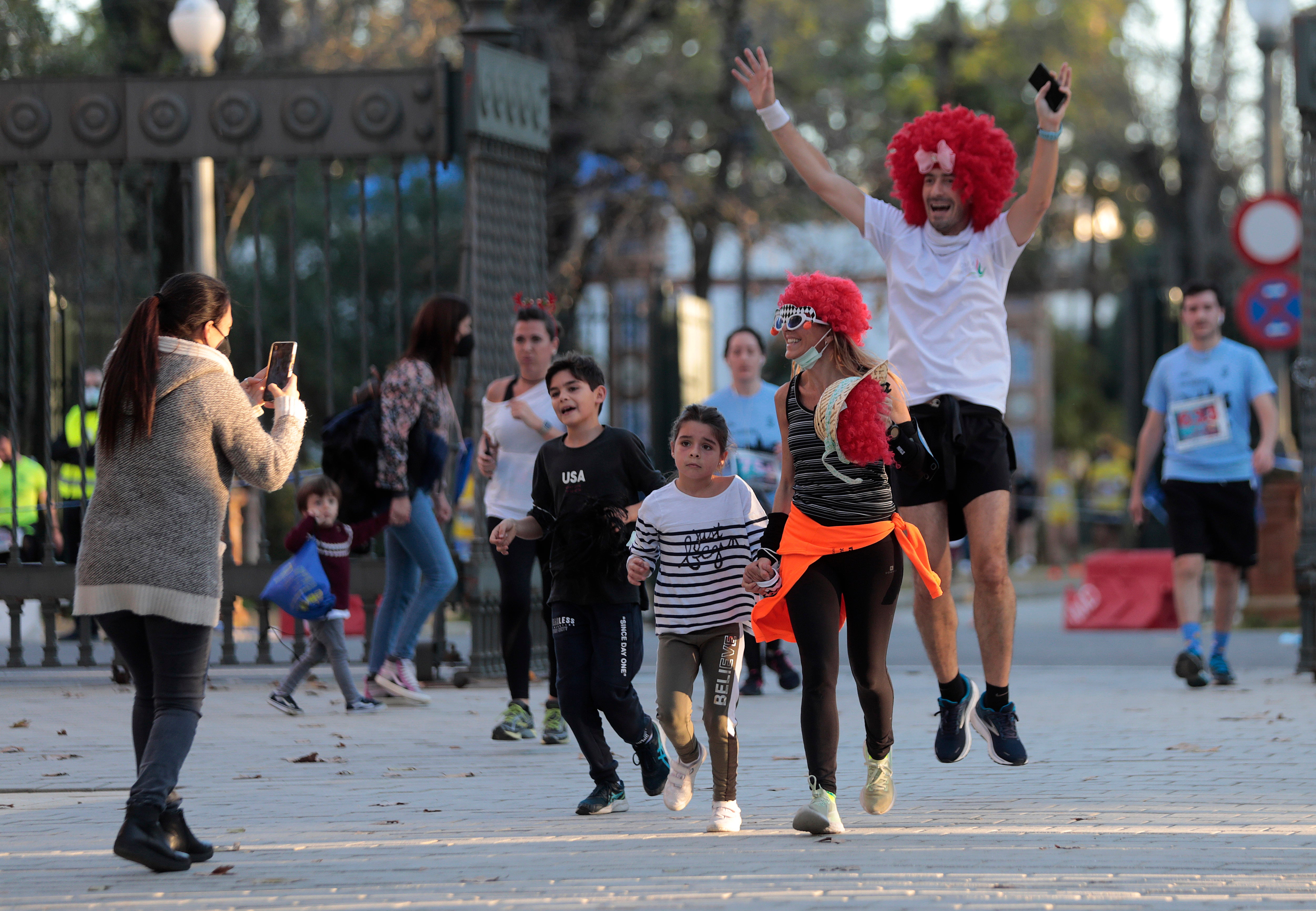 ¿Has corrido la San Silvestre de Sevilla? Búscate en nuestra galería (I)