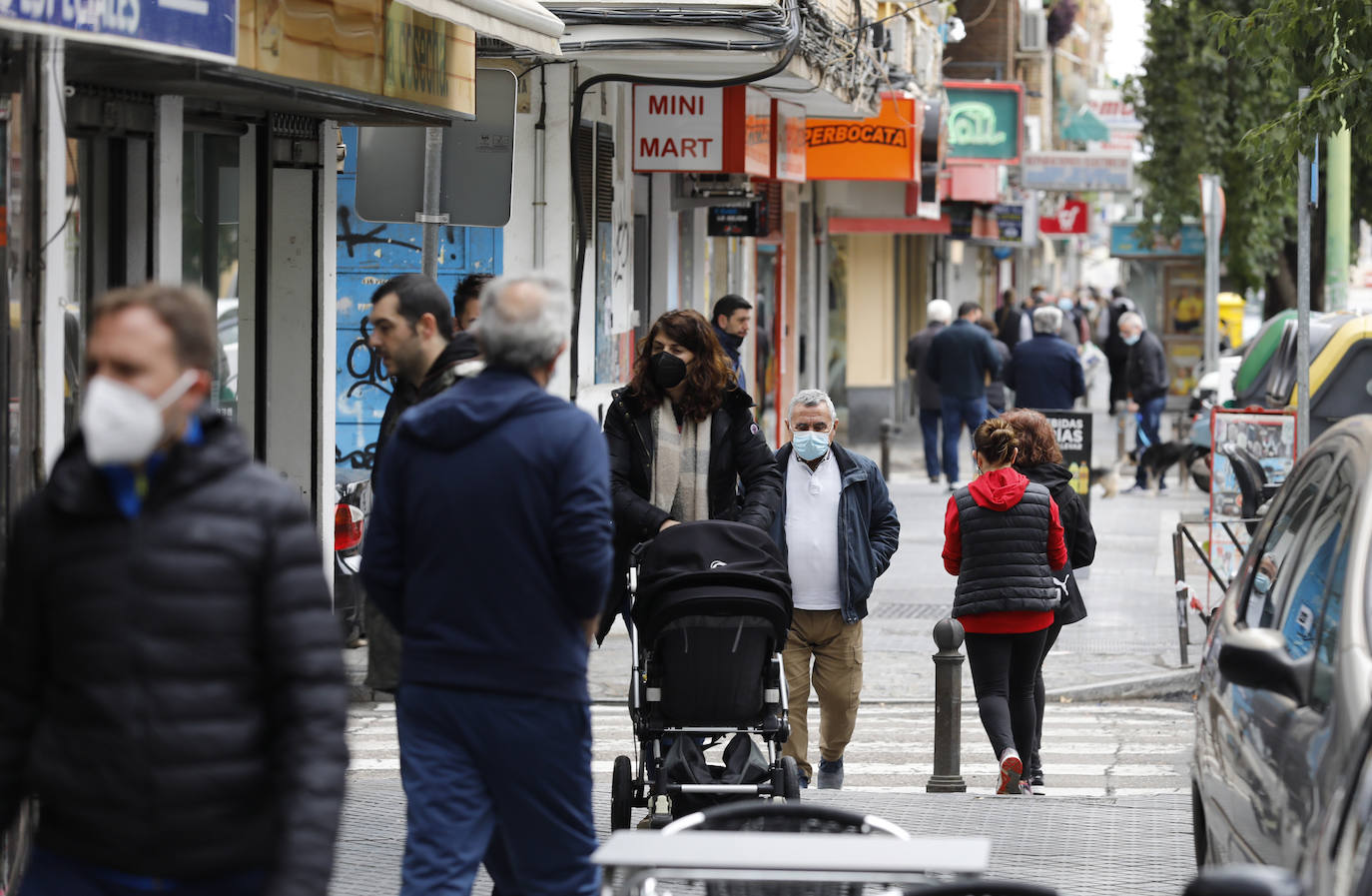 Las compras navideñas en los barrios comerciales de Córdoba, en imágenes