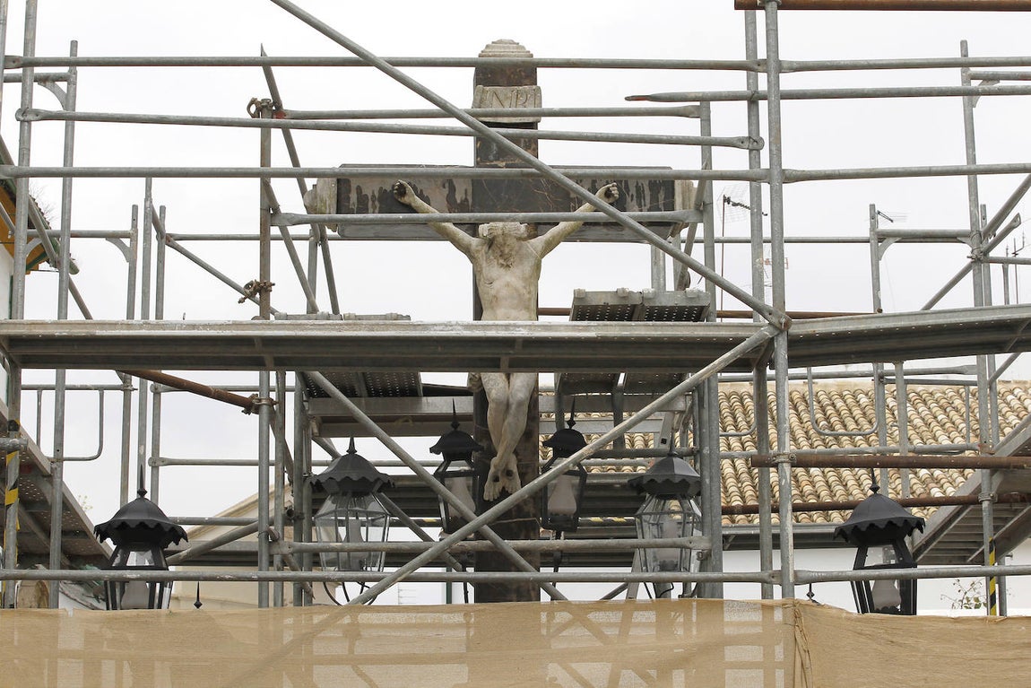 Un paseo por la historia y estética del Cristo de los Faroles de Córdoba, en imágenes