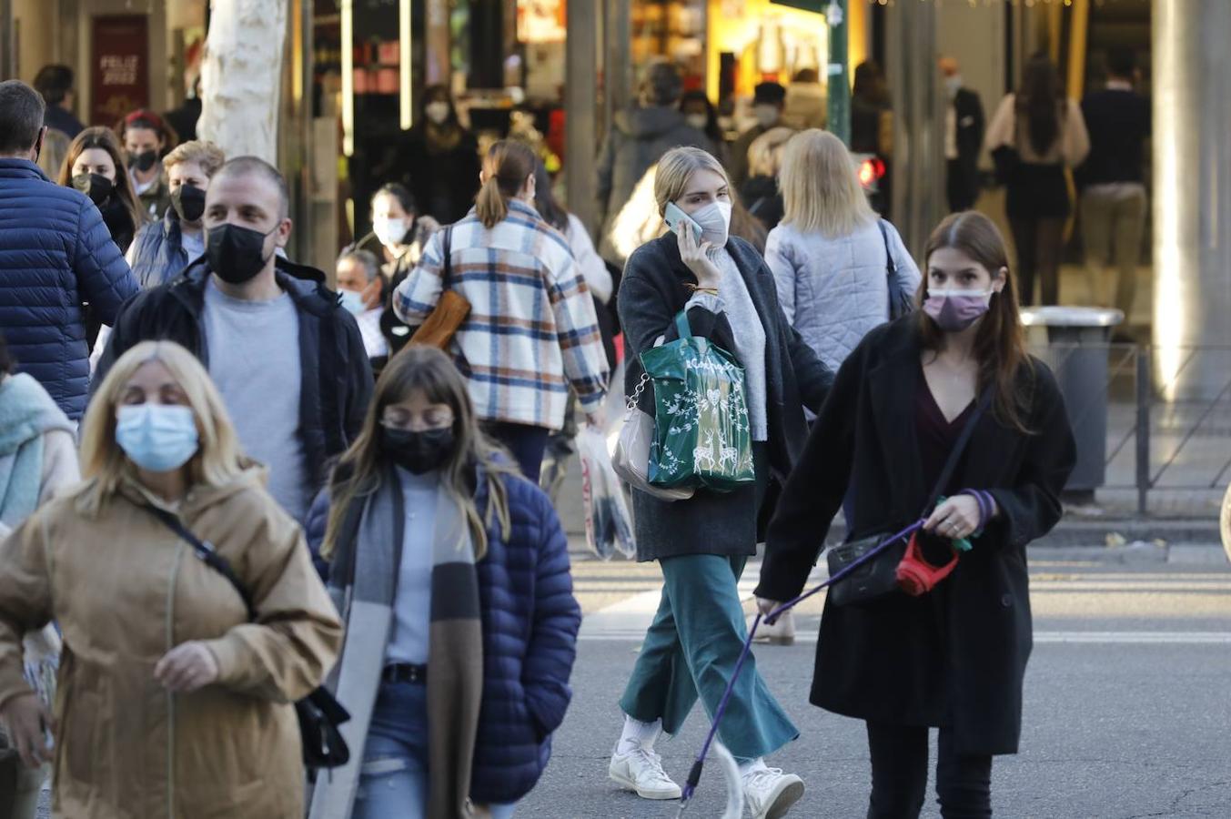 El ambiente de compras para los Reyes Magos en Córdoba, en imágenes