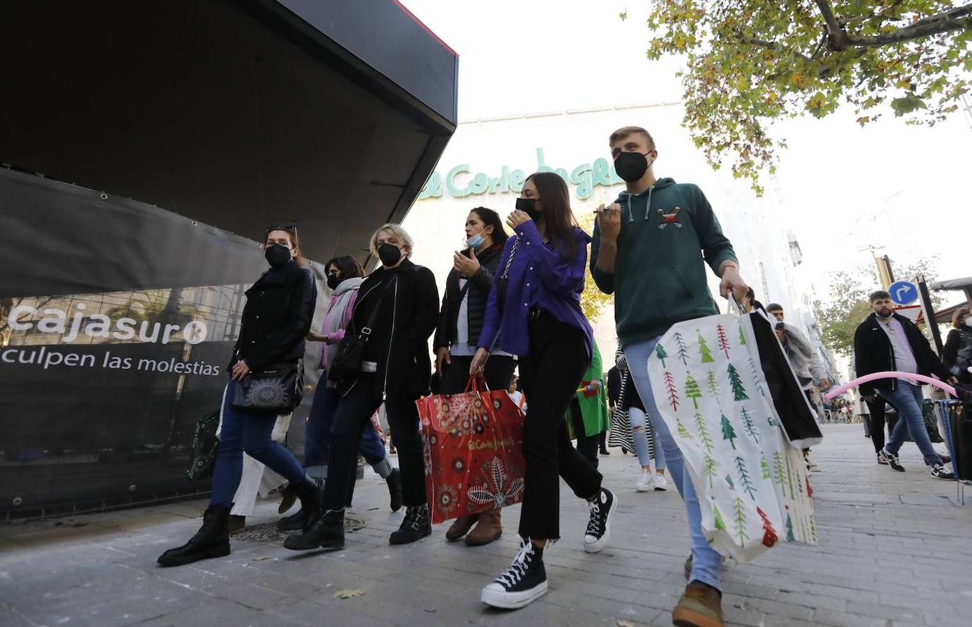 El ambiente de compras para los Reyes Magos en Córdoba, en imágenes