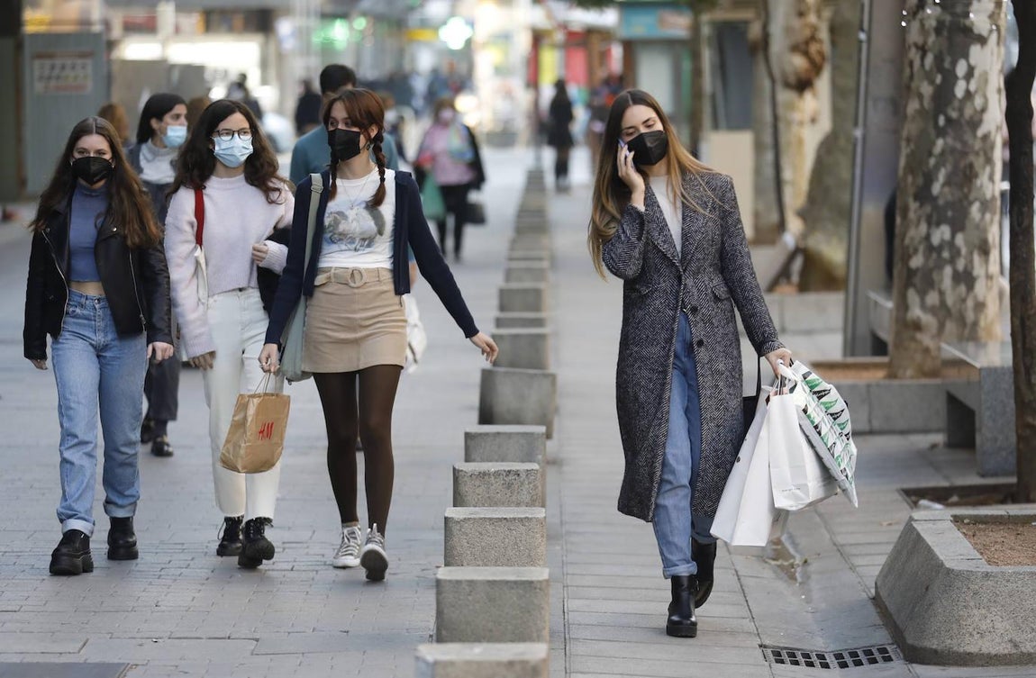 El ambiente de compras para los Reyes Magos en Córdoba, en imágenes