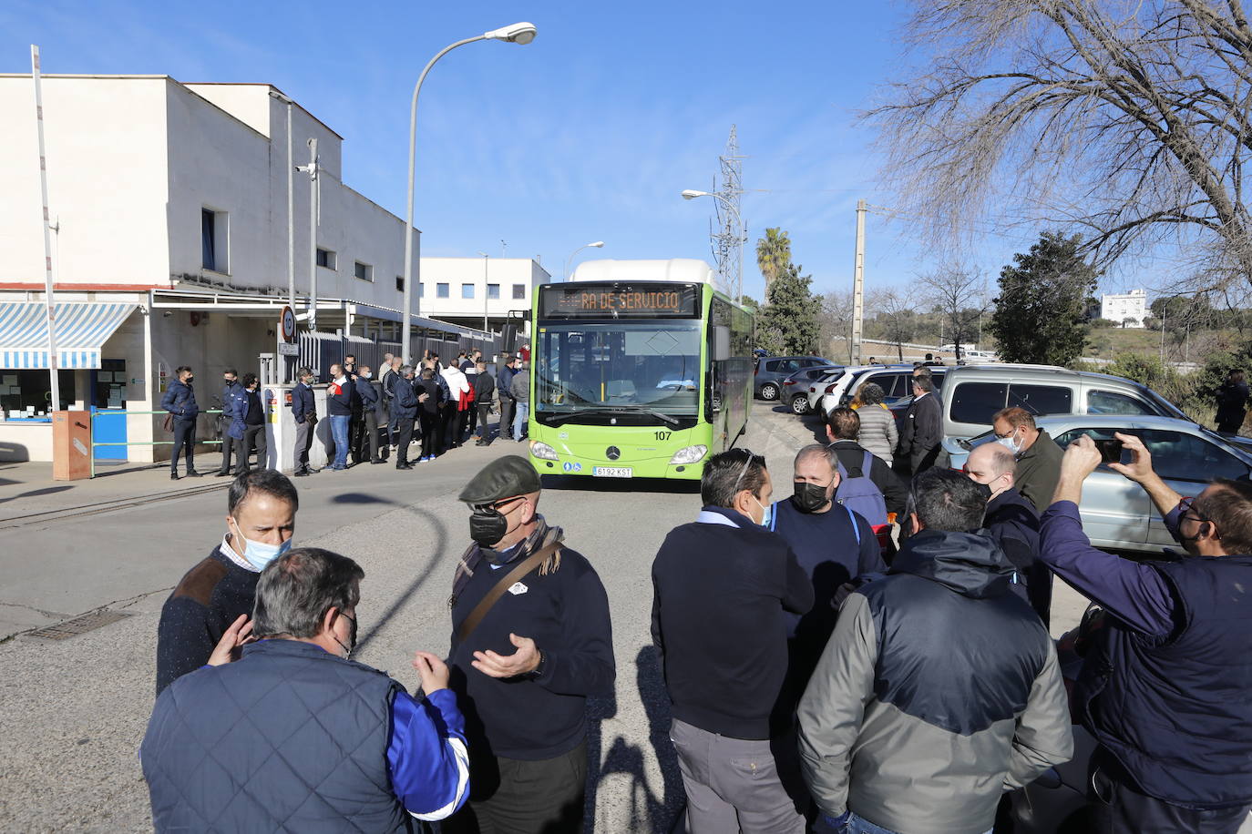 La huelga de Aucorsa en Córdoba, en imágenes