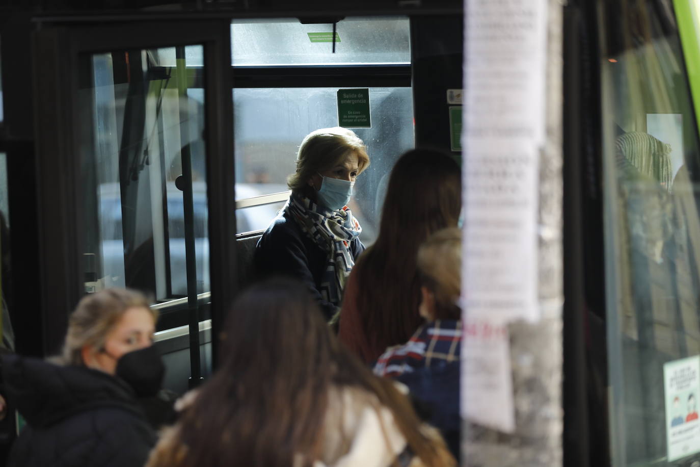 La huelga de Aucorsa en Córdoba, en imágenes