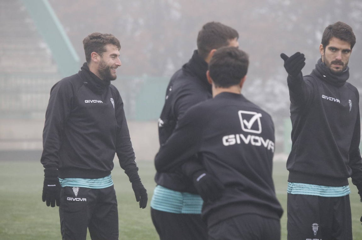 El primer entrenamiento del Córdoba CF en 2022, en imágenes