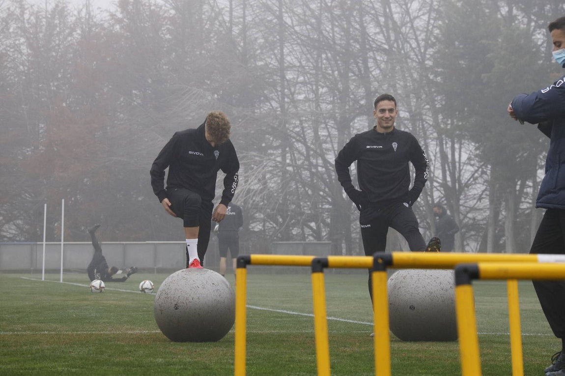 El primer entrenamiento del Córdoba CF en 2022, en imágenes