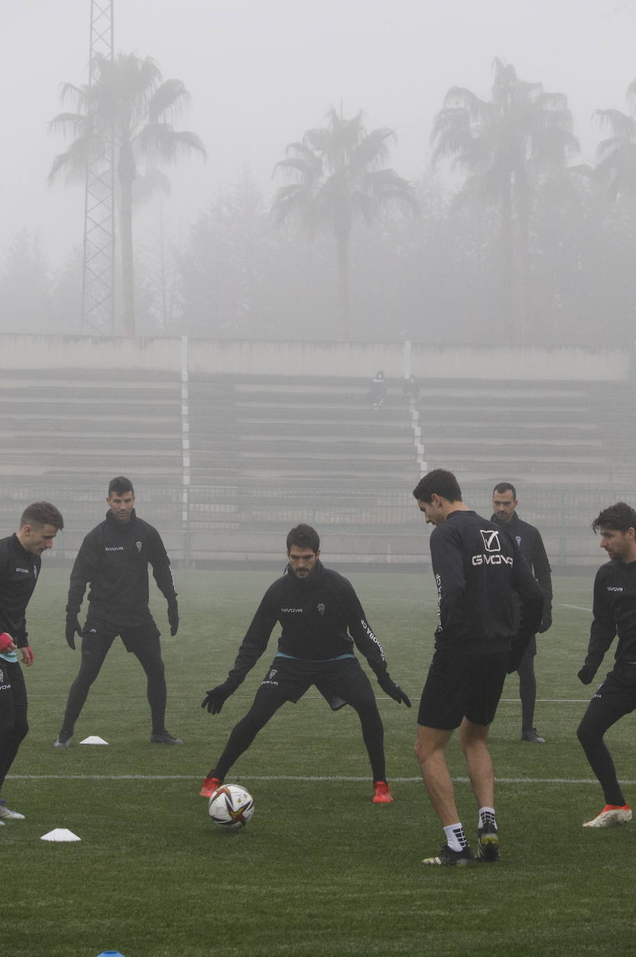 El primer entrenamiento del Córdoba CF en 2022, en imágenes