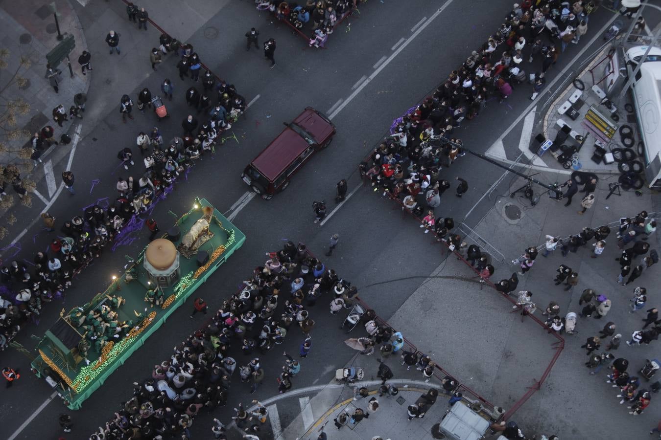 FOTOS: Así ha sido la Cabalgata de los Reyes Magos en Cádiz