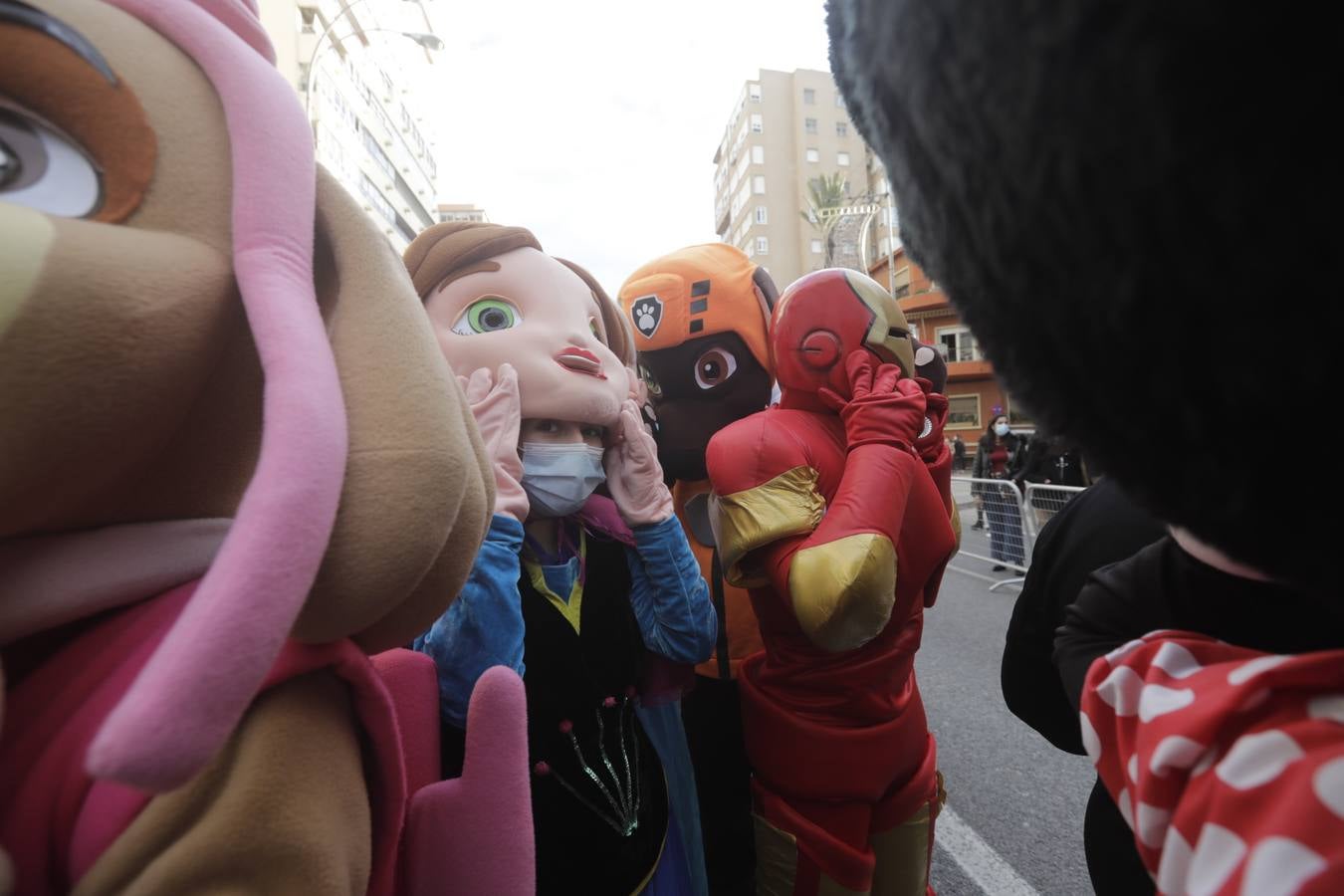 FOTOS: Así ha sido la Cabalgata de los Reyes Magos en Cádiz