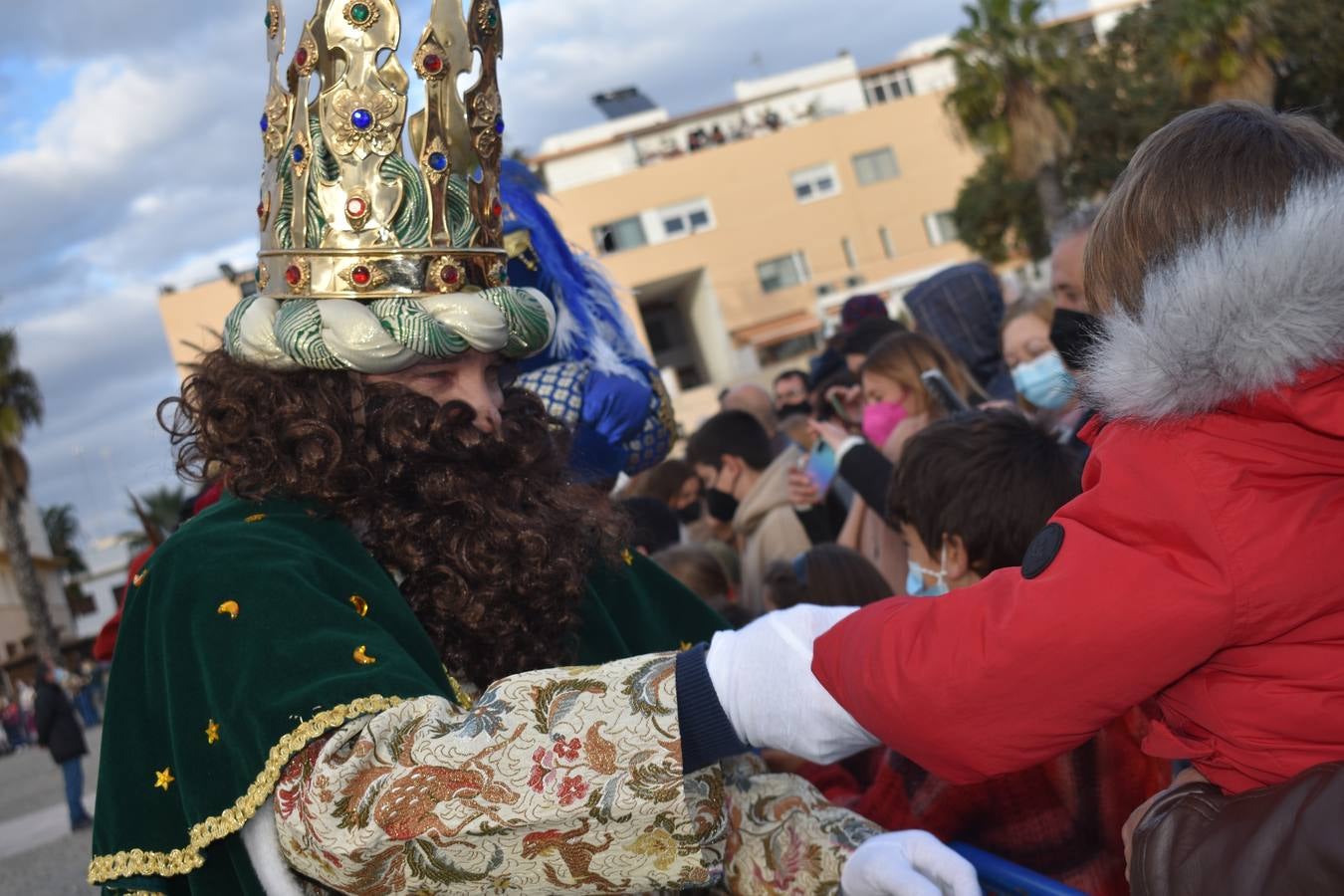 FOTOS: Los Reyes Magos recorren las calles de Puerto Real