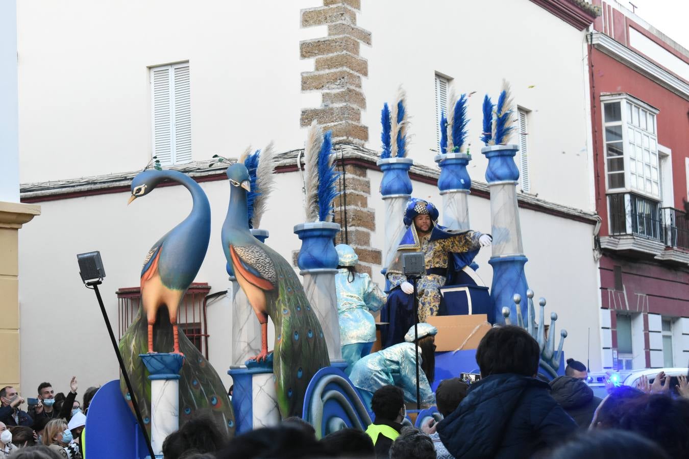 FOTOS: Los Reyes Magos recorren las calles de Puerto Real