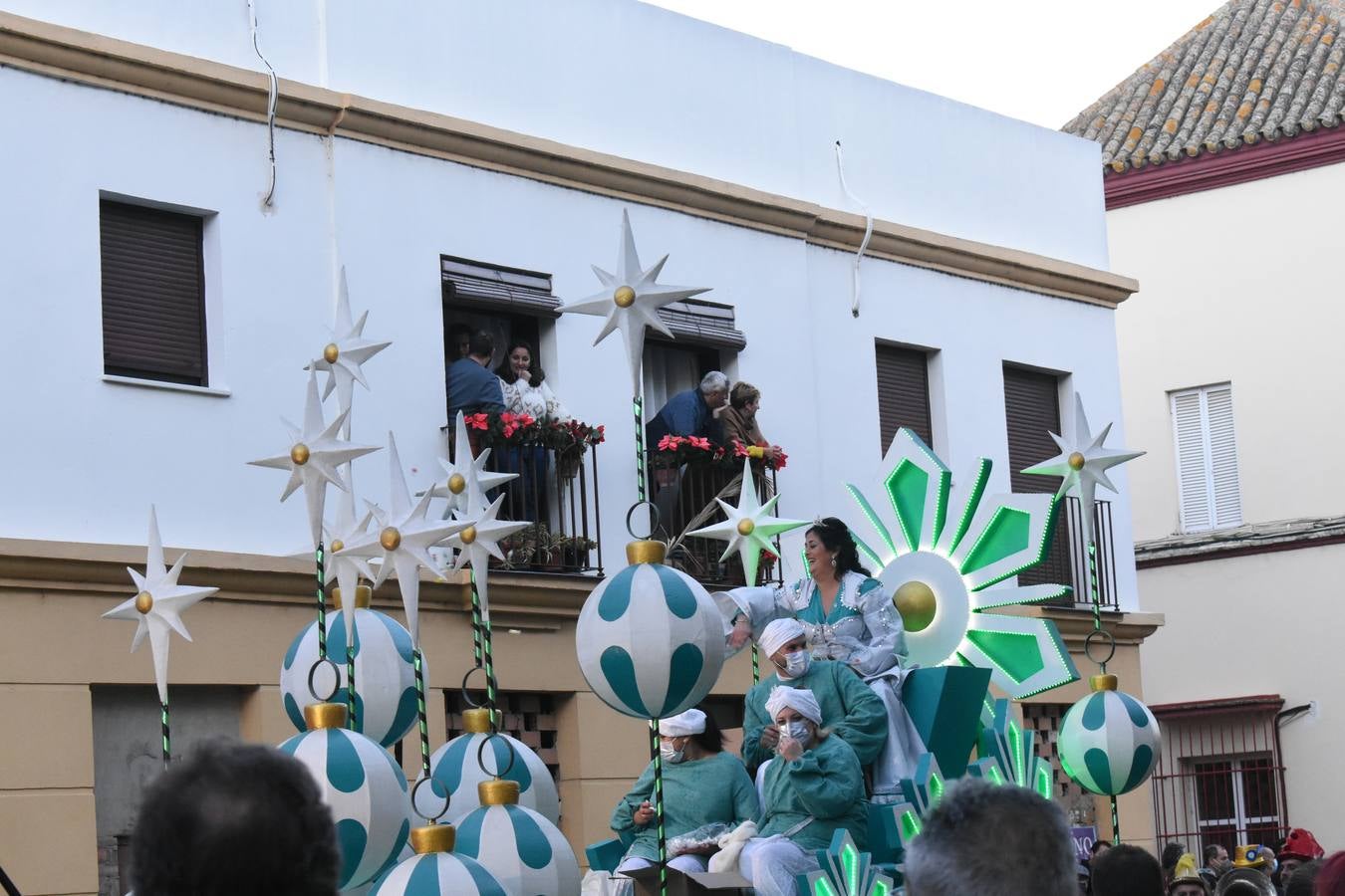 FOTOS: Los Reyes Magos recorren las calles de Puerto Real