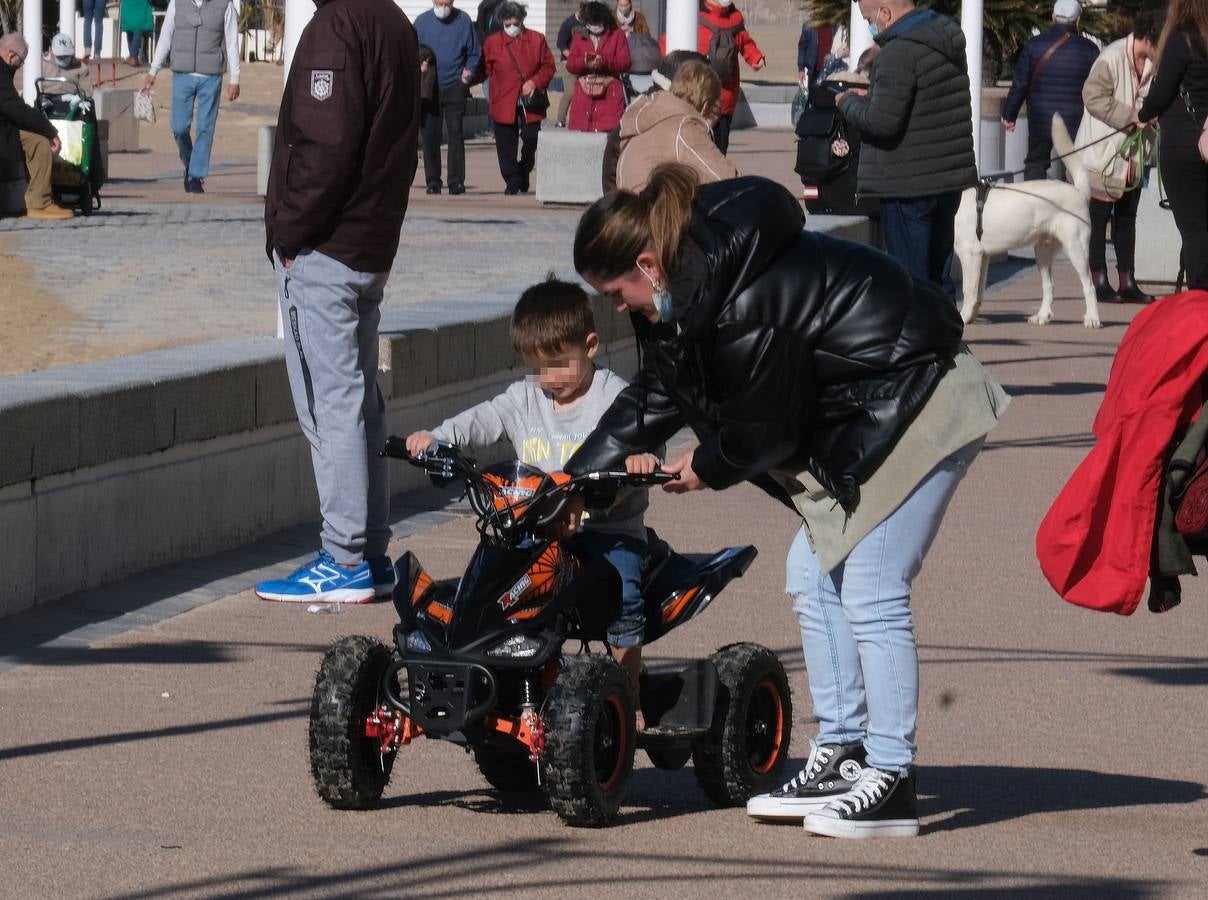 El ambiente de Cádiz en su Día de Reyes