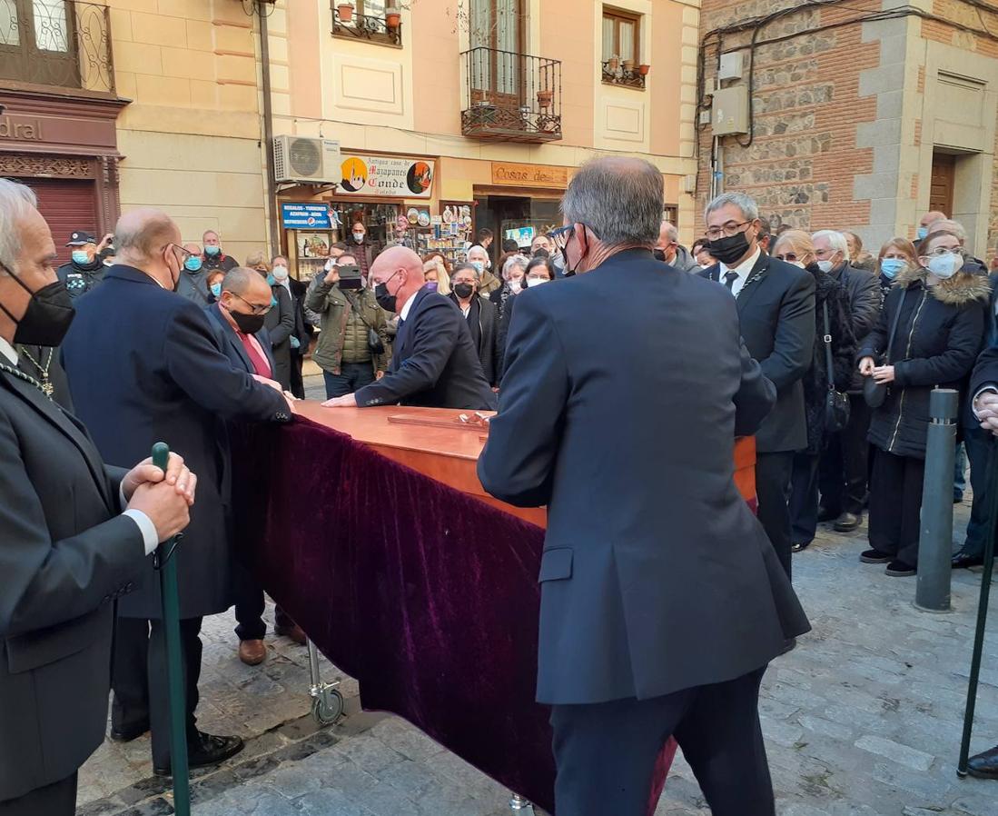 Las imágenes del entierro del cardenal Francisco Álvarez en la catedral primada