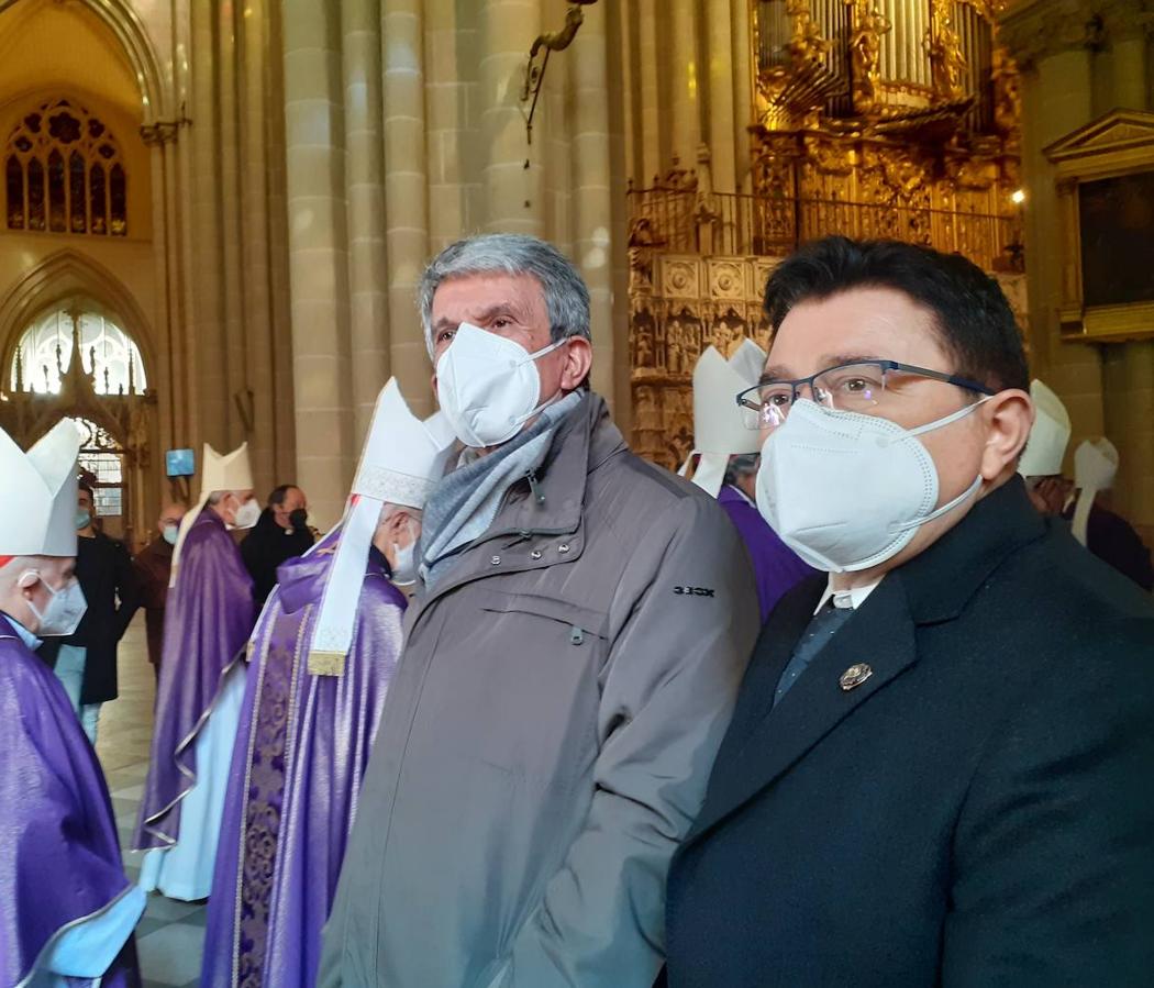 Las imágenes del entierro del cardenal Francisco Álvarez en la catedral primada