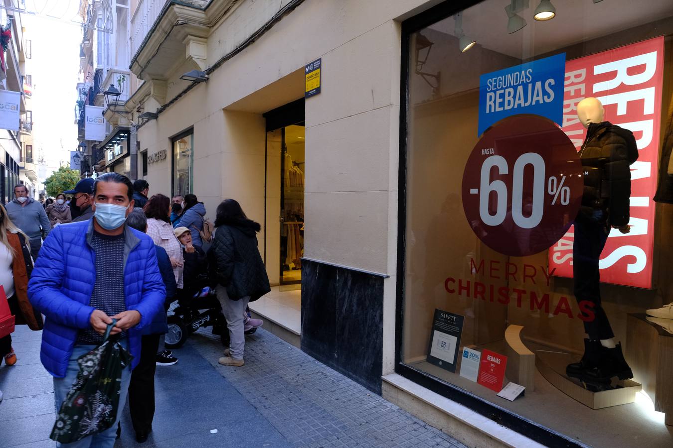 FOTOS: Arrancan las rebajas en Cádiz