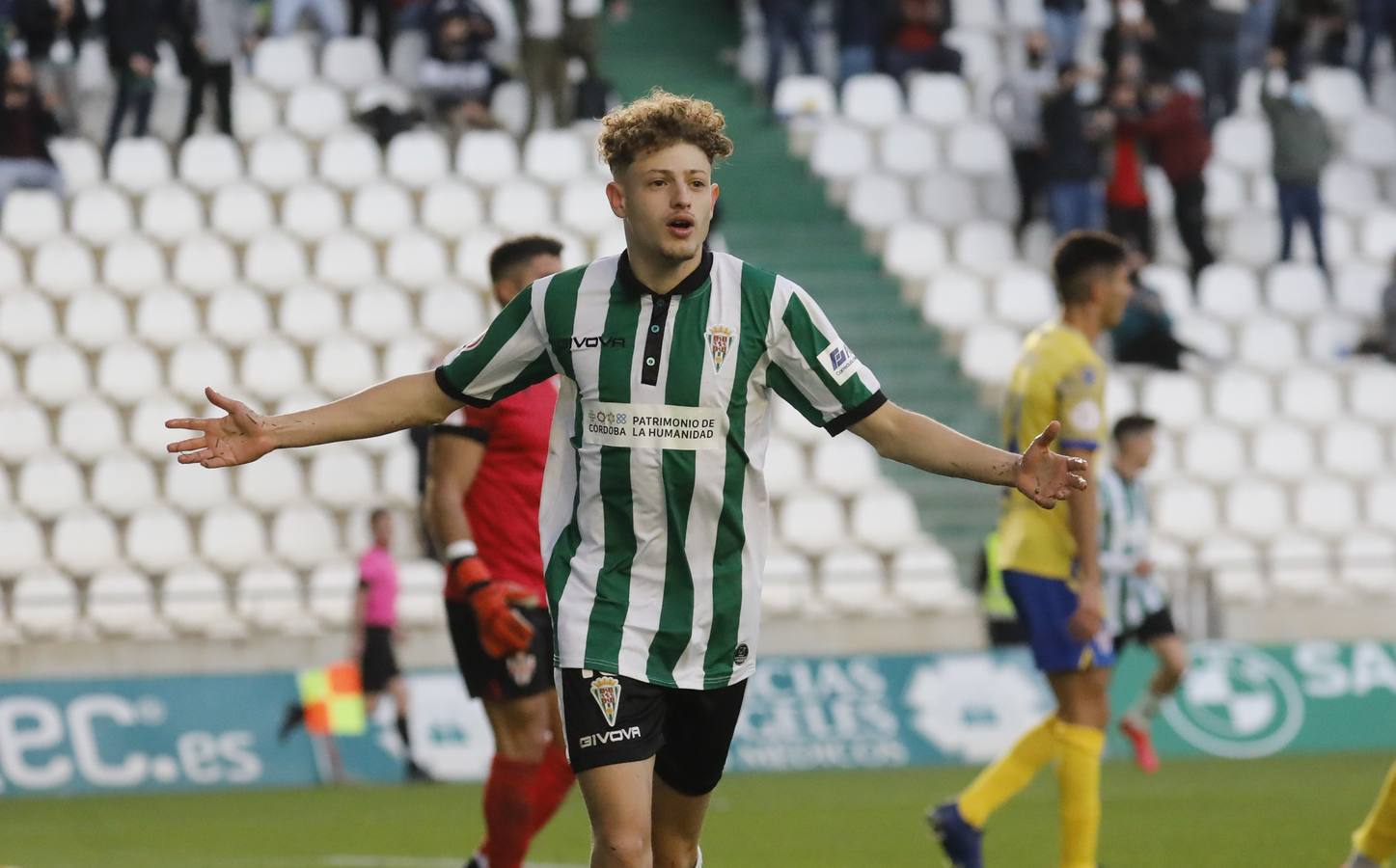 La victoria del Córdoba CF ante el Vélez CF (4-1), en imágenes