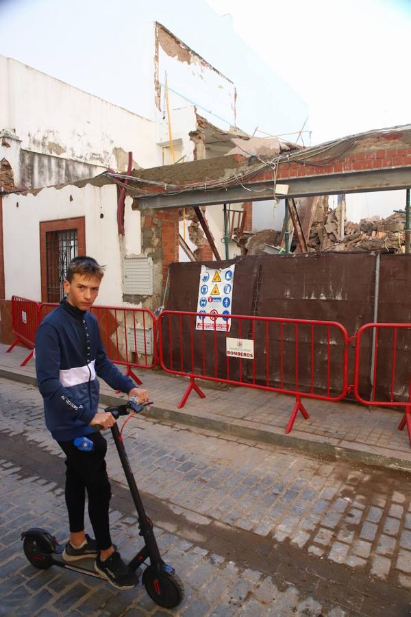 La casa derrumbada en la calle San Acisclo de Córdoba, en imágenes