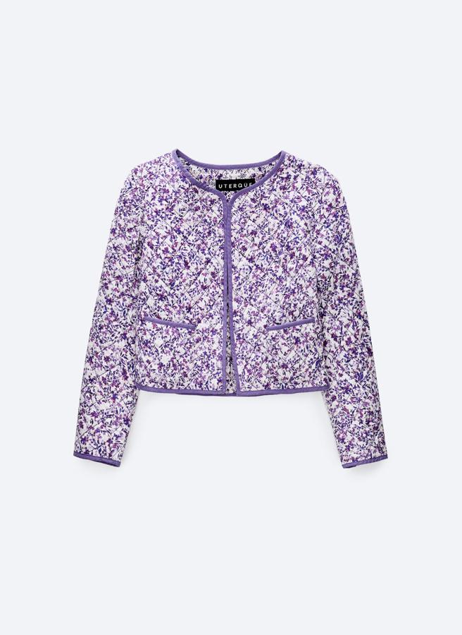 Con estampado floral. Chaqueta acolchada con estampado de flores de Uterqüe. Precio