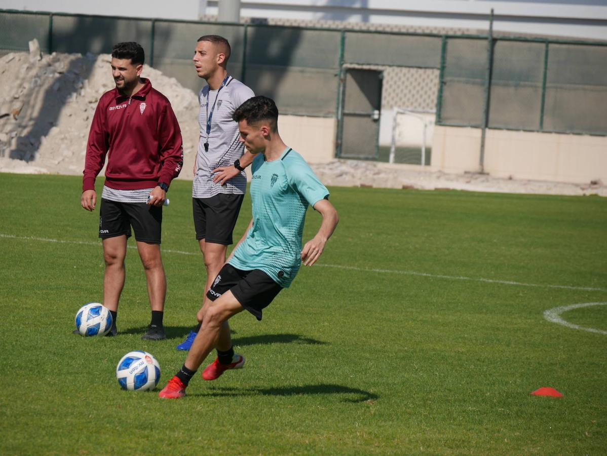 El día tres del Córdoba CF en Baréin, en imágenes