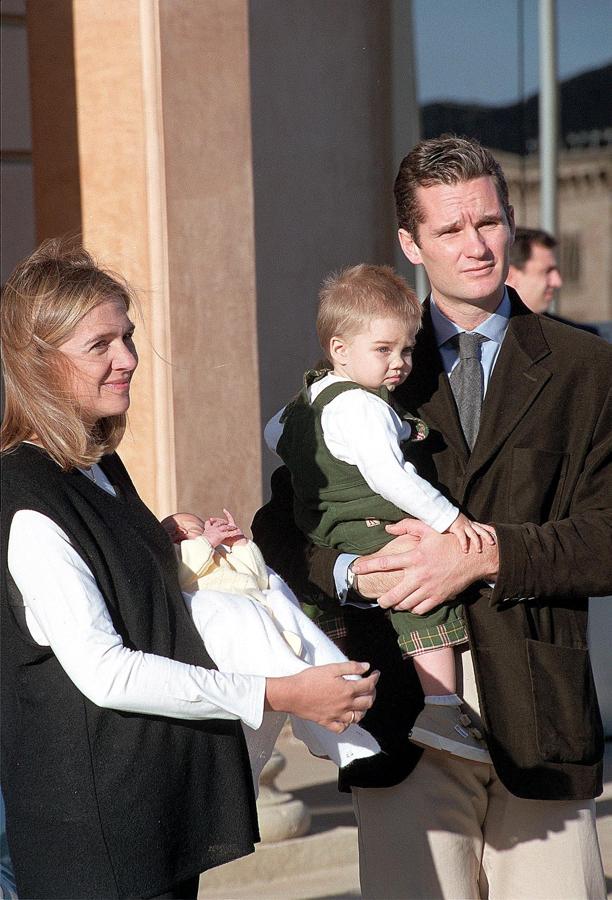 La Infanta Cristina e Iñaki Urdangarín: una historia de amor, en imágenes