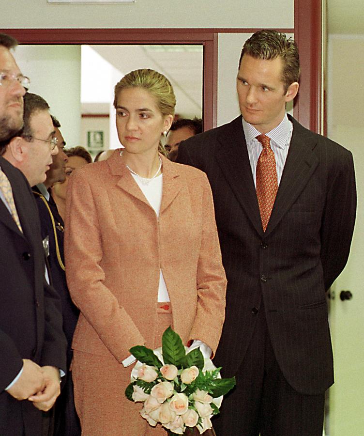 La Infanta Cristina e Iñaki Urdangarín: una historia de amor, en imágenes