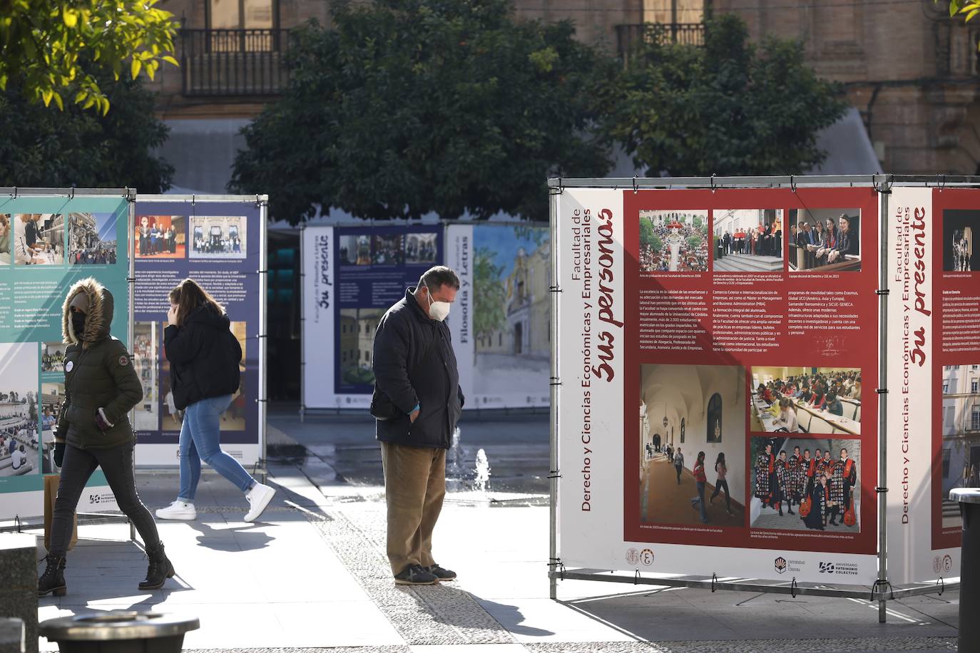 La exposición del 50 aniversario de la Universidad de Córdoba, en imágenes