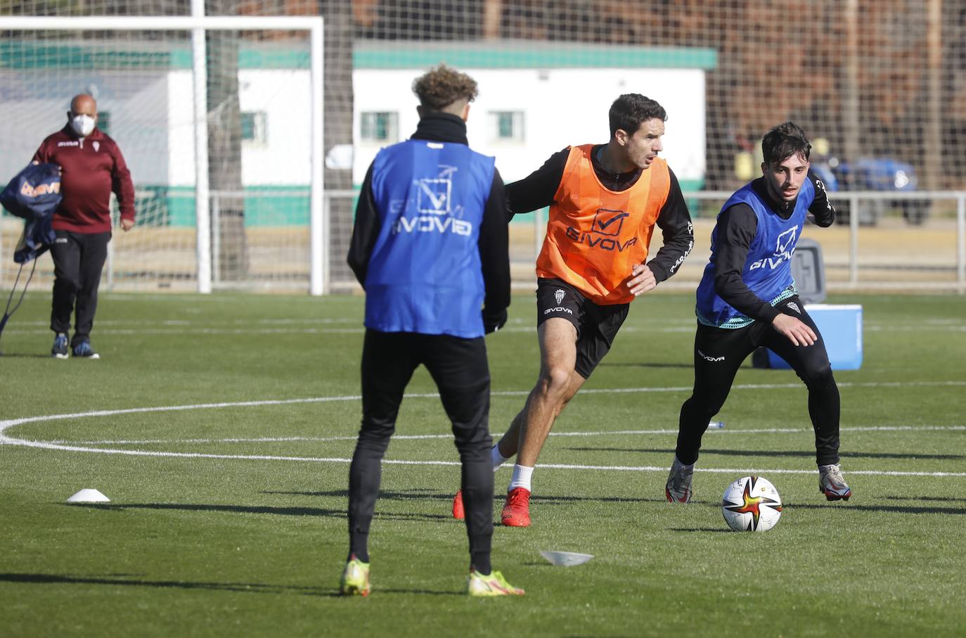 La primera jornada del fichaje Dragisa Gudelj con el Córdoba CF, en imágenes