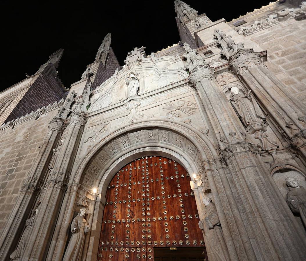 San Juan de los Reyes, otra estrella en la noche de Toledo con la nueva iluminación artística