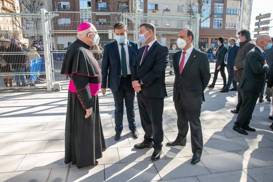 El Rey Felipe VI recibido entre aplausos y gritos de &#039;Viva España&#039; en Albacete