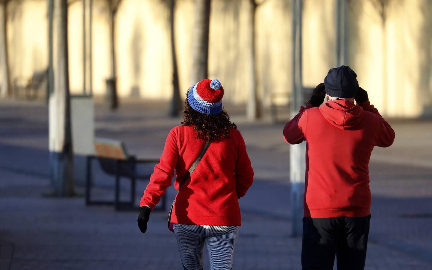 El frío invernal de enero en las calles de Córdoba, en imágenes