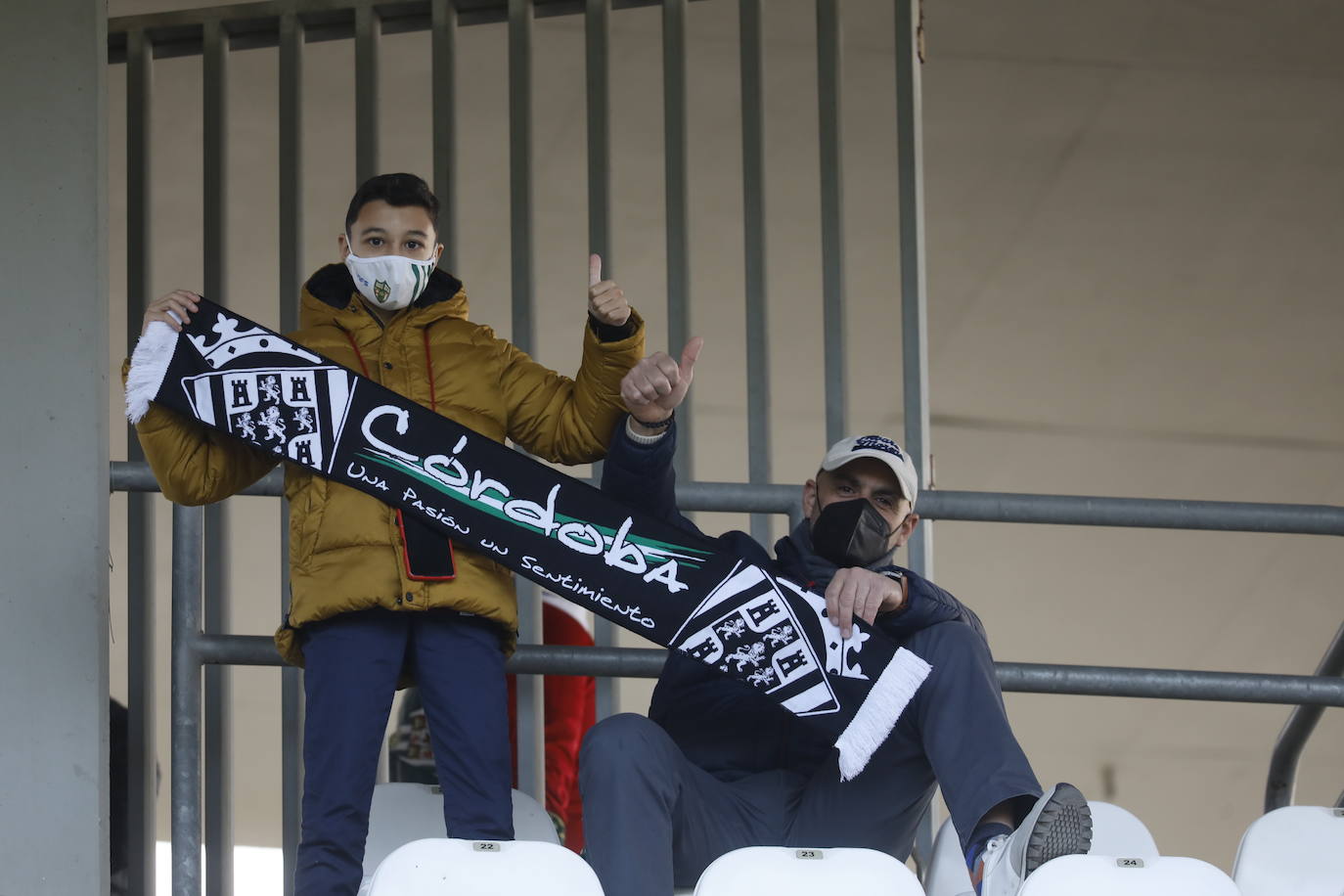 Las mejores imágenes del ambiente en la grada en el Córdoba CF - Xerez DFC