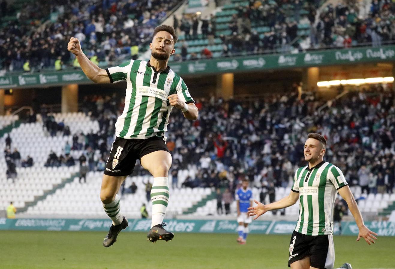 El Córdoba CF sigue la fiesta en El Arcángel: otro baile ante el Xerez Deportivo FC (4-0)