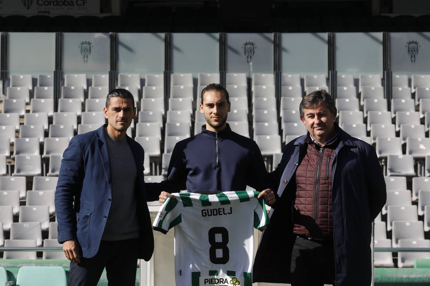 Las mejores imágenes de la presentación de Gudelj en el Córdoba CF