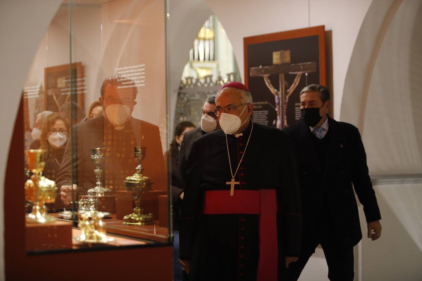 El obispo de Córdoba bendice un nuevo espacio sobre San Rafael en la iglesia del Juramento