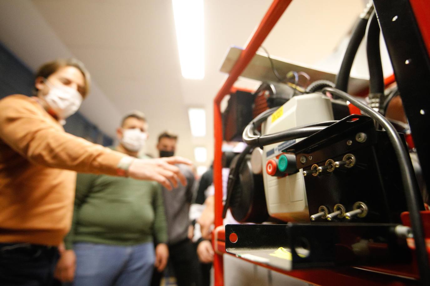 Así se preparan en el instituto Zoco de Córdoba para la llegada de Ford, en imágenes