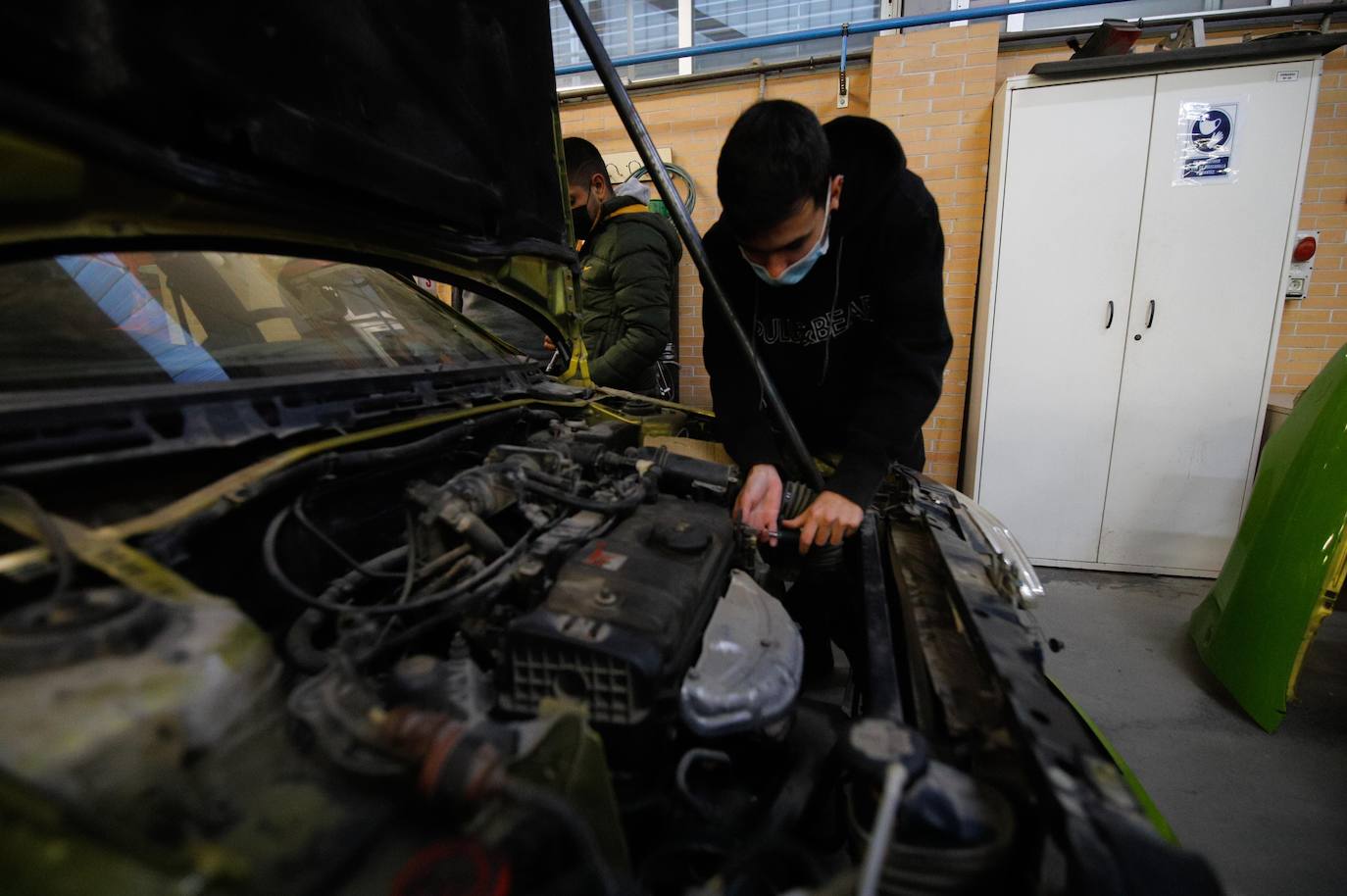 Así se preparan en el instituto Zoco de Córdoba para la llegada de Ford, en imágenes