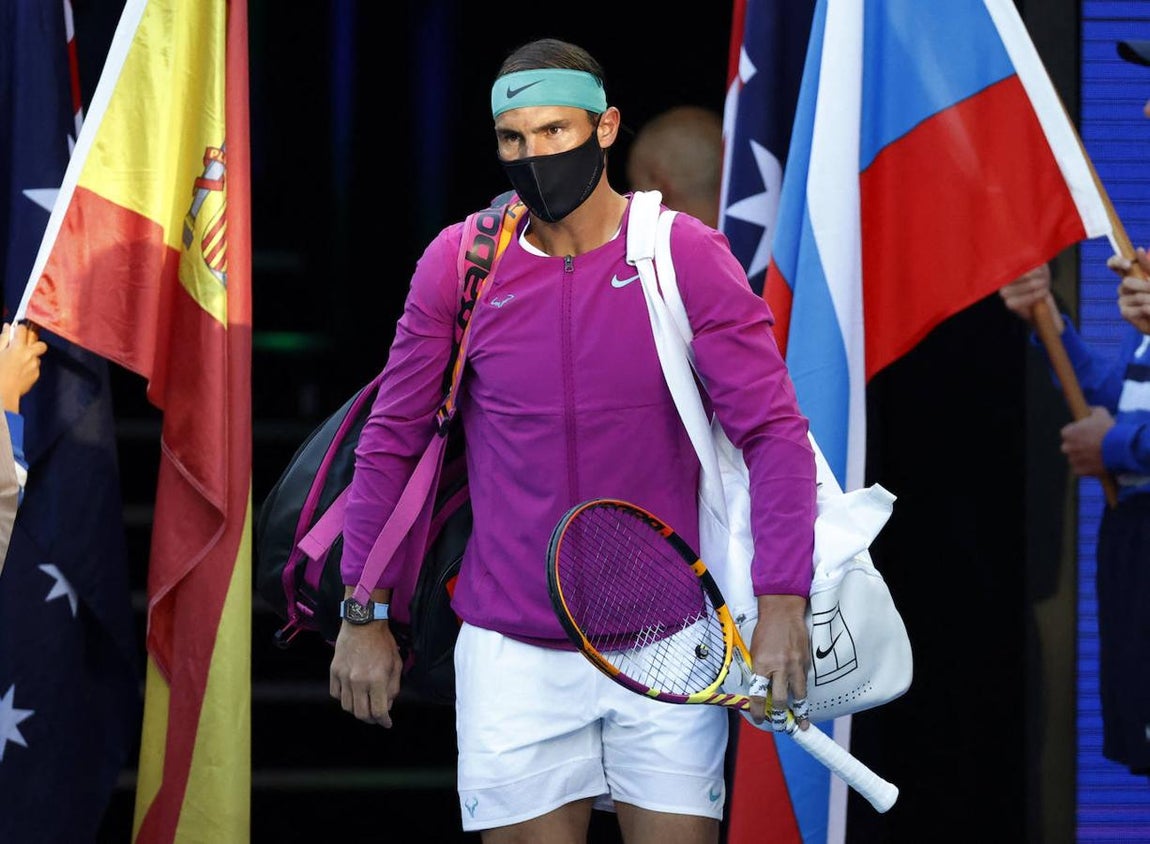 Nadal gana el Grand Slam de Australia. Rafael Nadal llega al Melbourne Park, donde ha conseguido su Gland Slam número 21