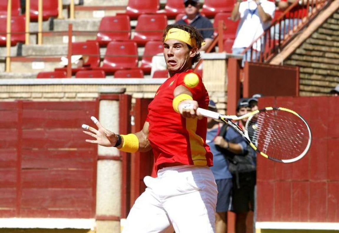 Rafa Nadal en la Copa Davis de 2011 en Córdoba, en imágenes