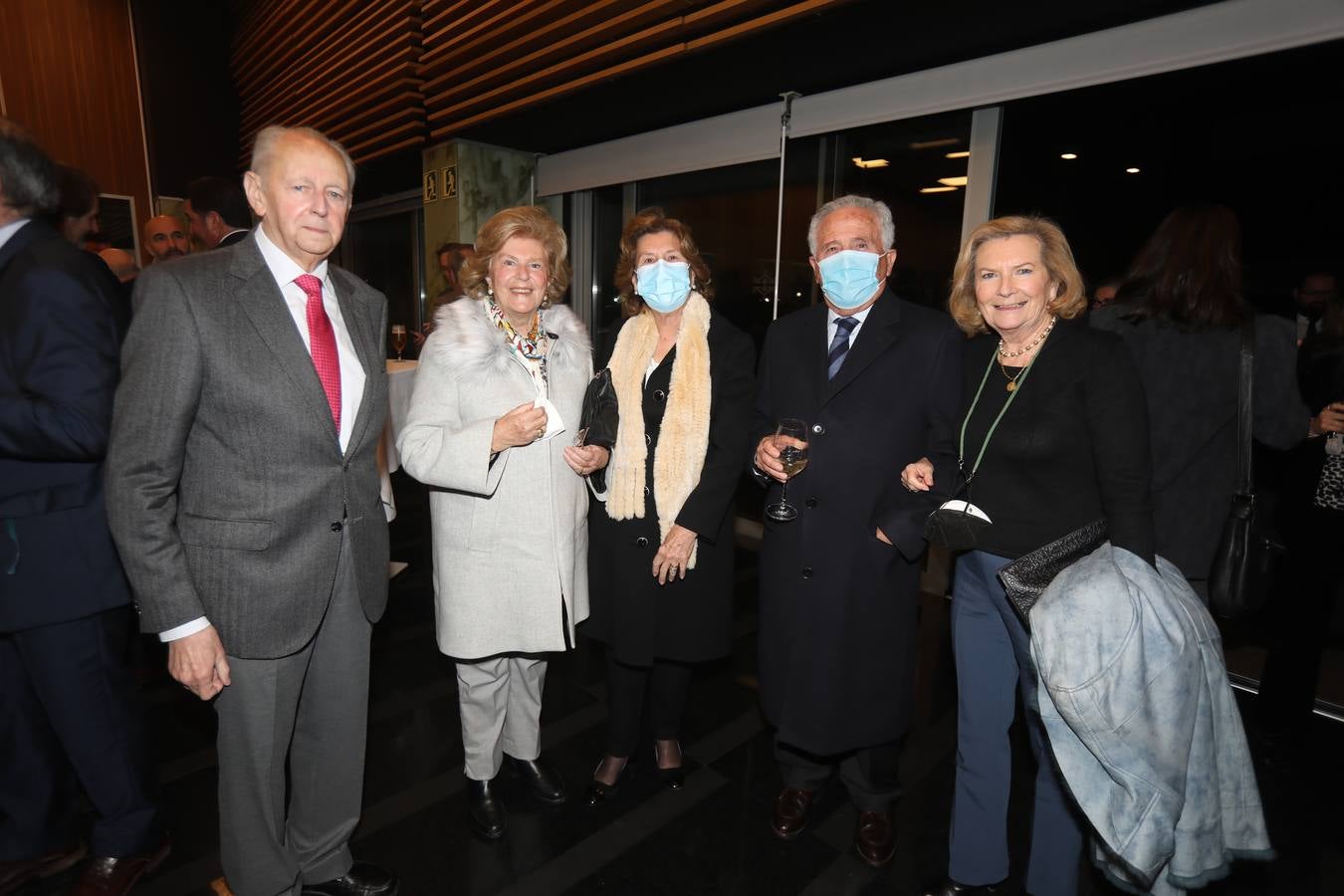 -Julio Sañudo, María Teresa García-Supervielle, Piluca Pérez, Rafael Cózar y María de los Ángeles Bustamante. 