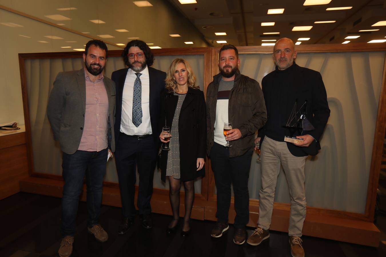 -Rubén López, Diego Calvo, Lorena Cruz, Pedro Cantero y Santi González Ortega. 