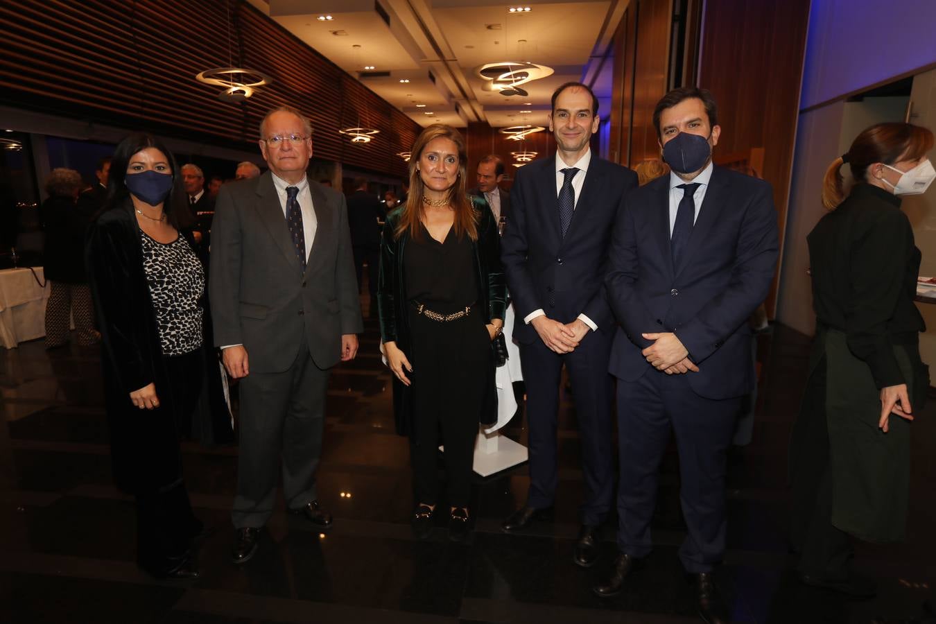 -Rocío Fernández, Álvaro Ybarra, Ana Delgado Galán, Pedro Rodríguez e Ignacio Moreno Bustamante. 