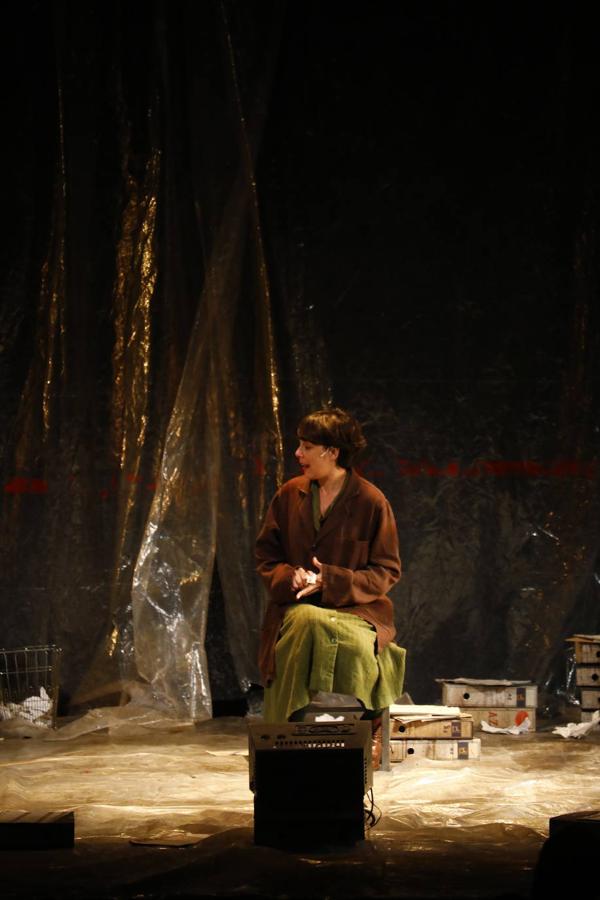 &#039;El hombre almohada&#039;, en el Gran Teatro de Córdoba, en imágenes