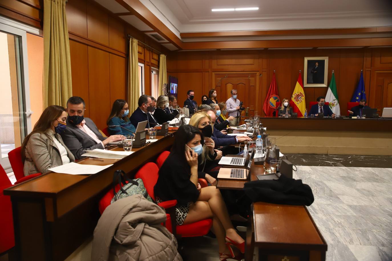 El Pleno del Ayuntamiento de Córdoba, en imágenes