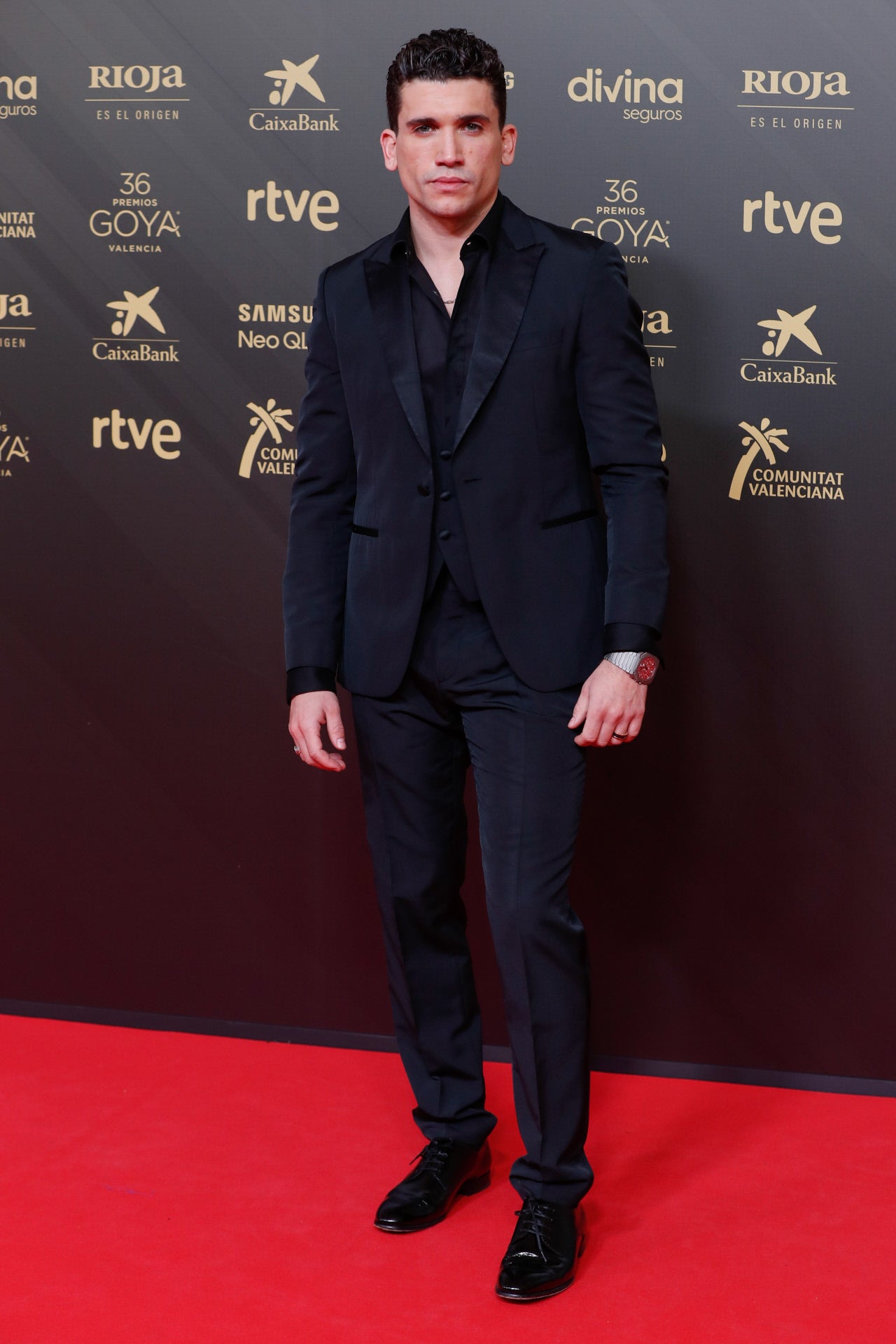 Goya 2022: Jaime Lorente. El actor de 'La casa de papel' acudió a los premios en Valencia vestido por Armani.