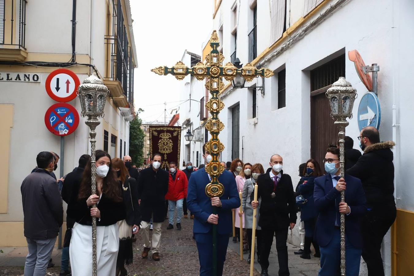 La Virgen de Araceli luce restaurada por las calles de Córdoba, en imágenes