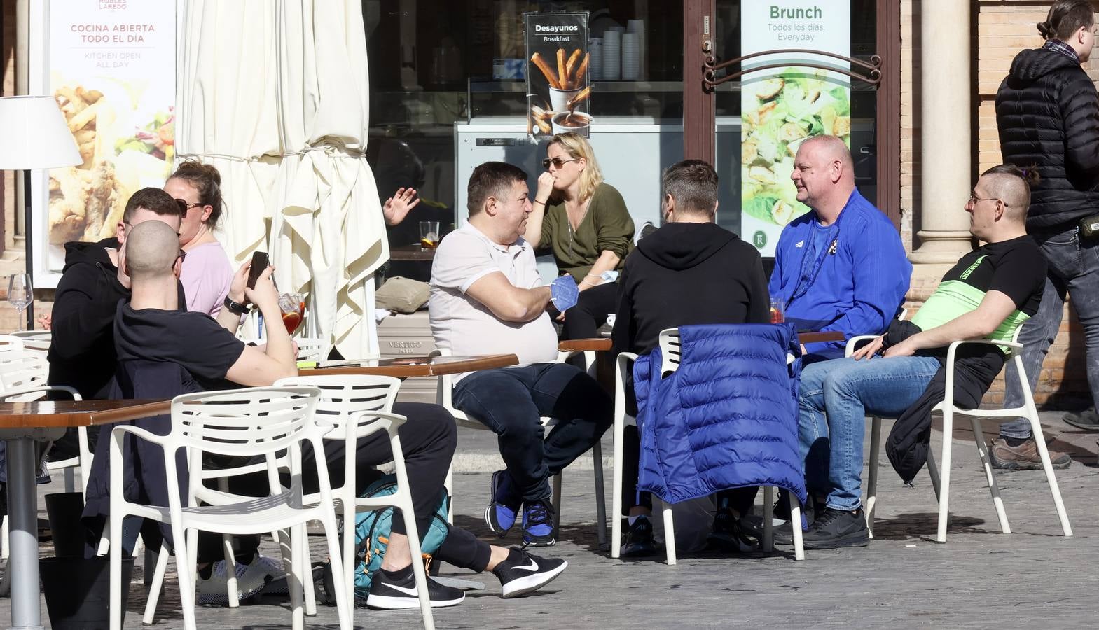 La afición croata empieza a dejarse ver por las calles de Sevilla