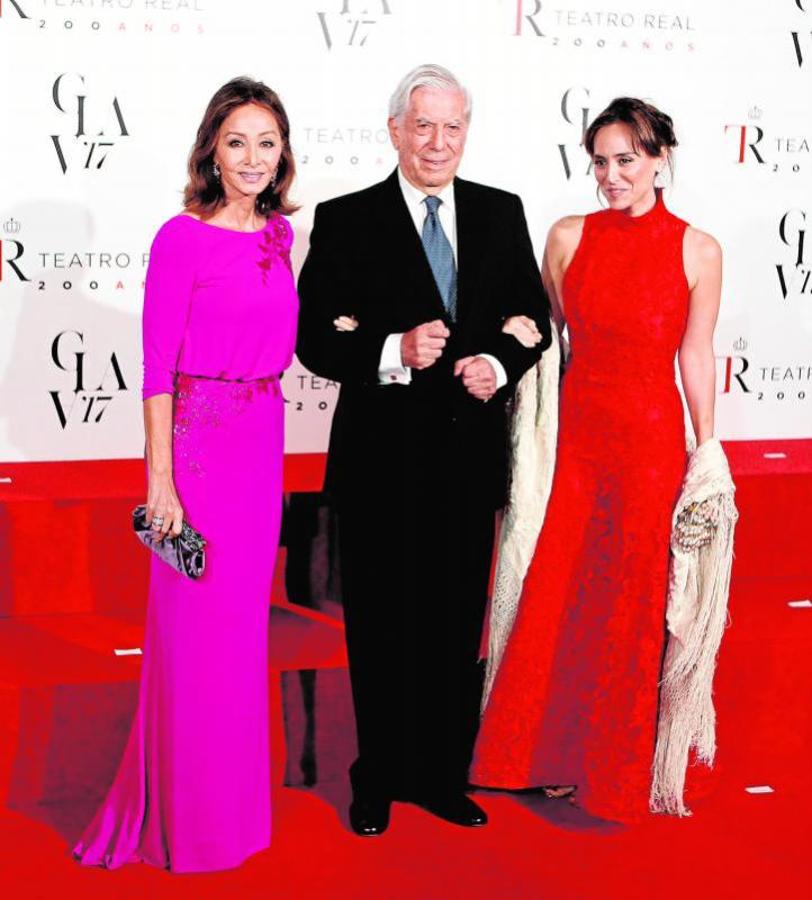 Isabel Preysler, Mario Vargas Llosa y Tamara Falcó. 