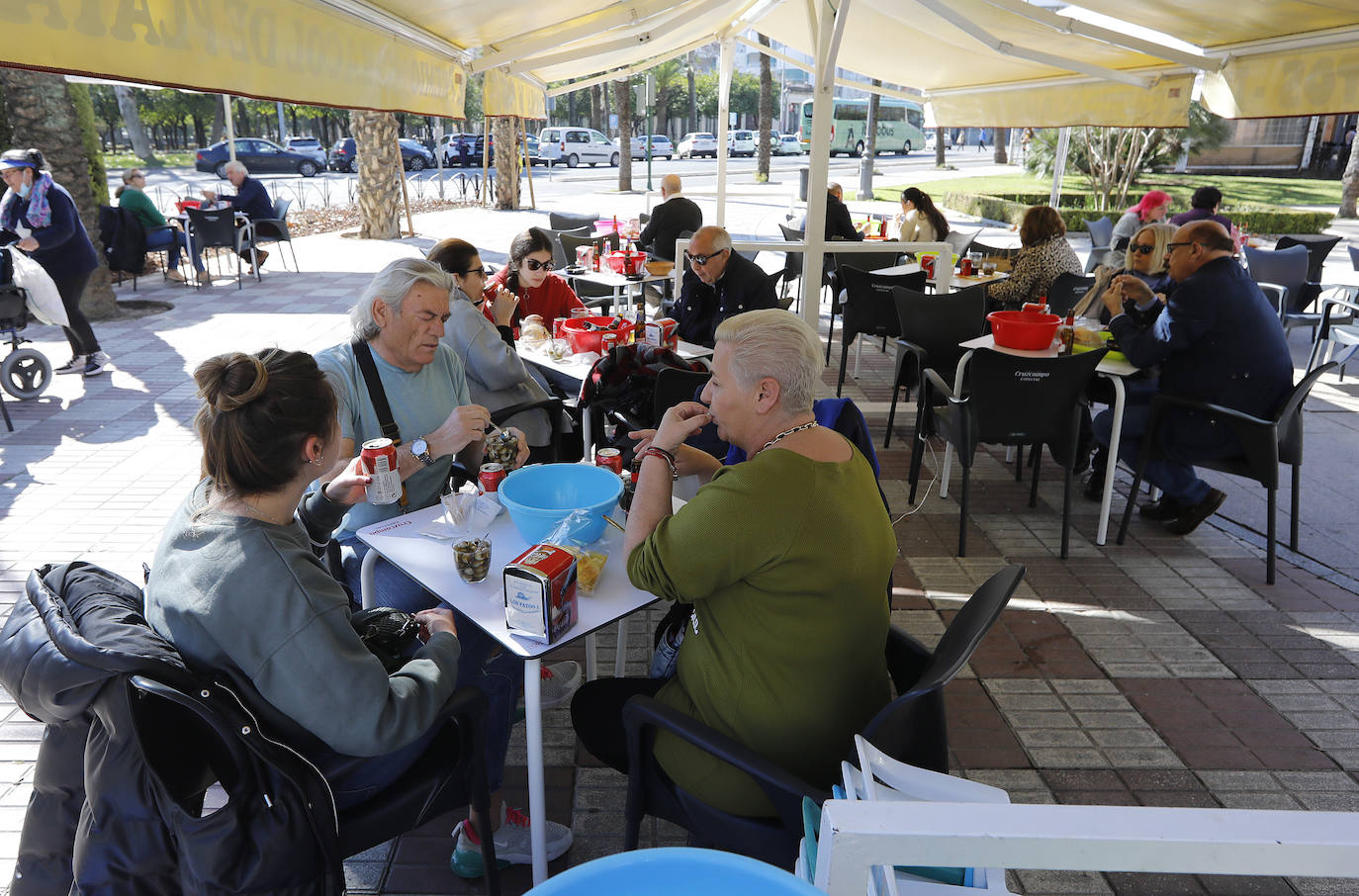 El inicio de la temporada de caracoles en Córdoba, en imágenes