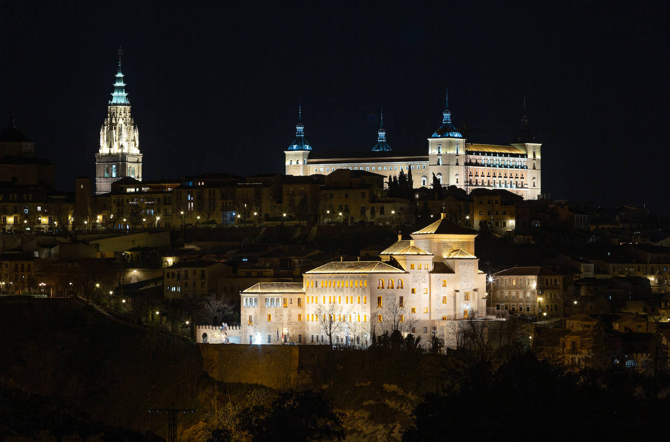 En imágenes: Toledo deslumbra de noche